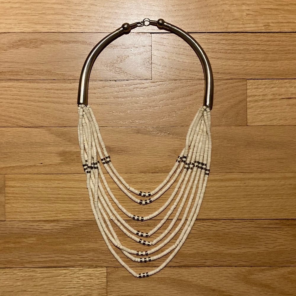 🖤 Vintage 1960’s boho beaded and silver necklace